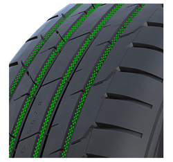 Nokian_Hakka_Black_2_Silent_Groove_Design.jpg